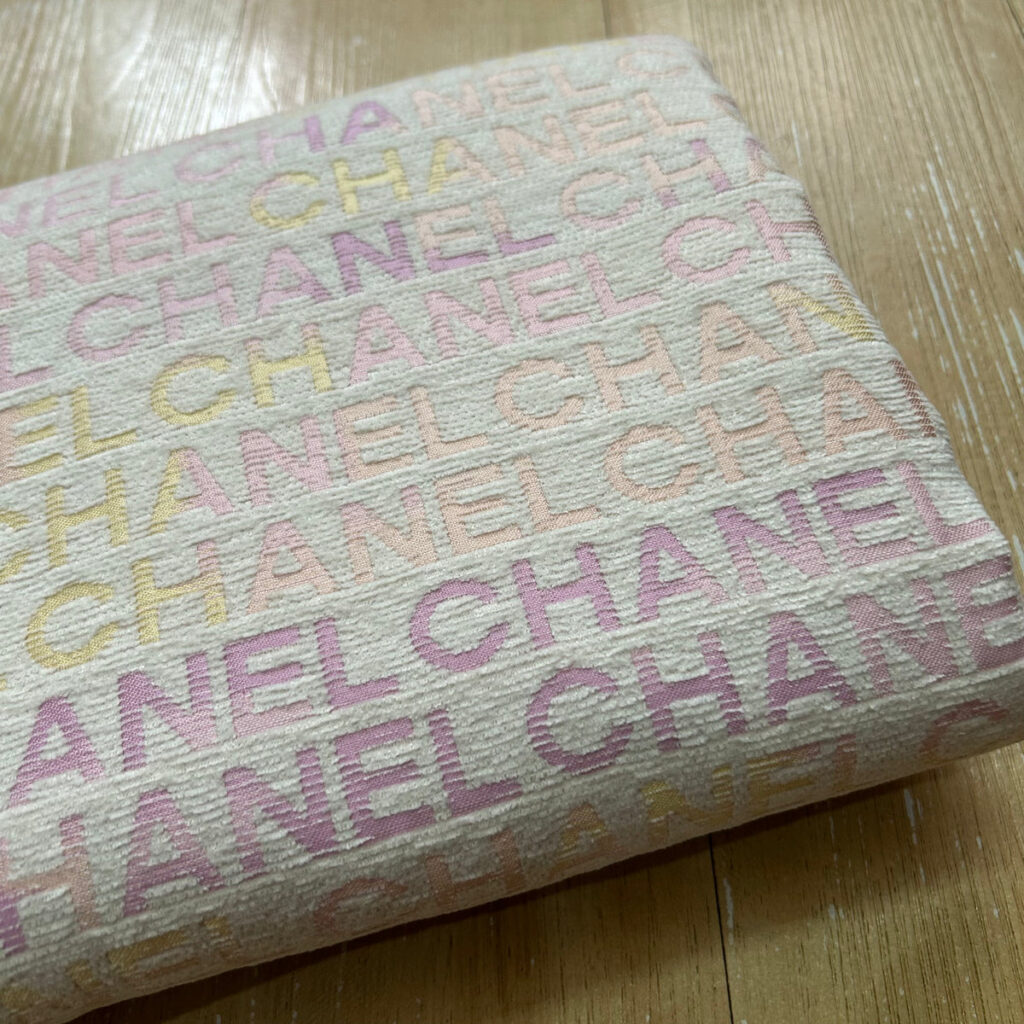C06 Chenille Jacquard Fabric Pink editorial product context 1