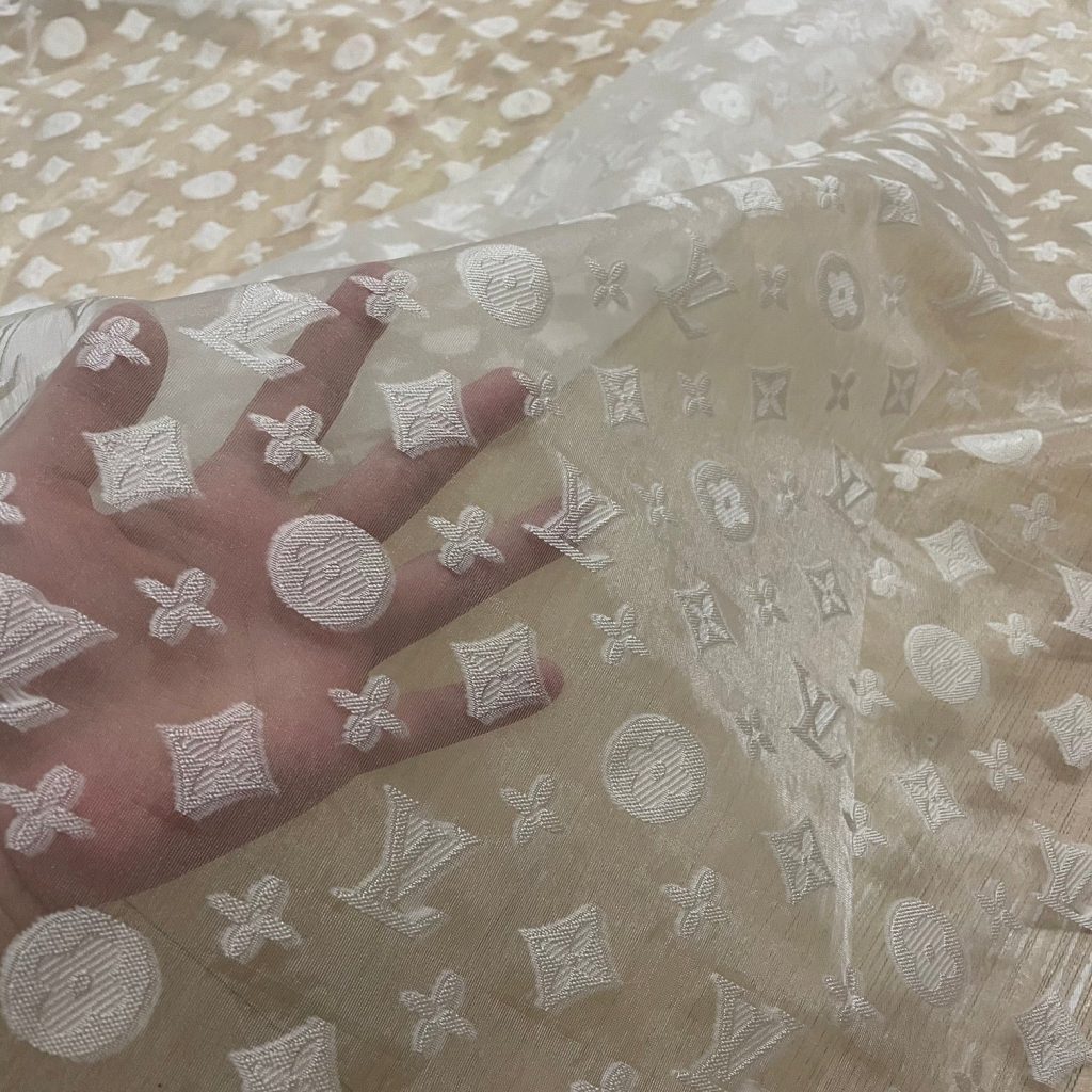 L20 Chiffon Fabric White editorial product context 2