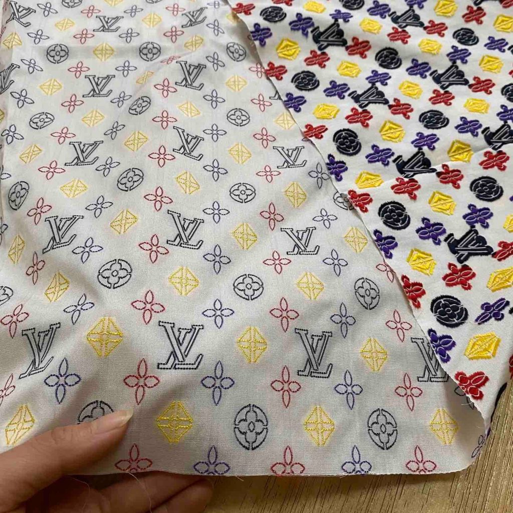 L10 Jacquard Fabric White Shirting Fabric editorial product context 2