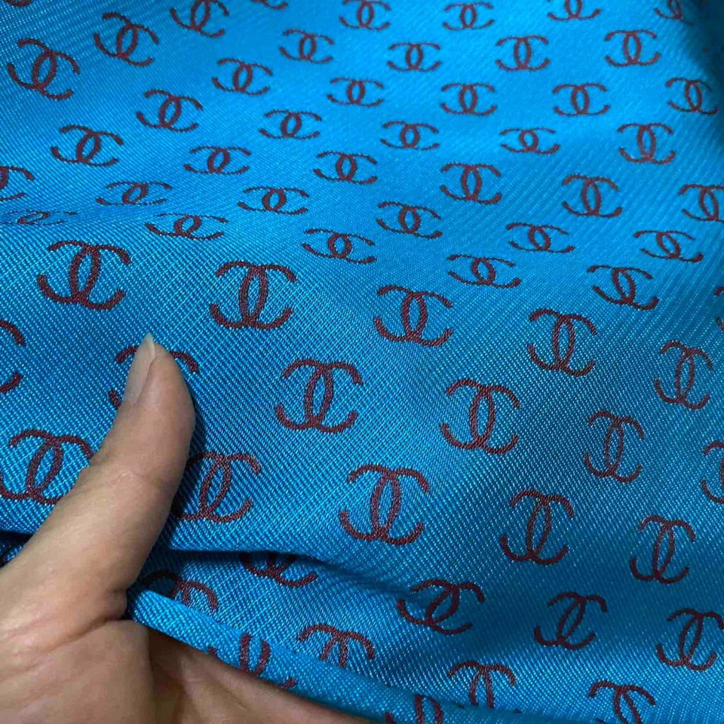 C01 Jacquard Fabric Turquoise and Burgundy editorial product context 3