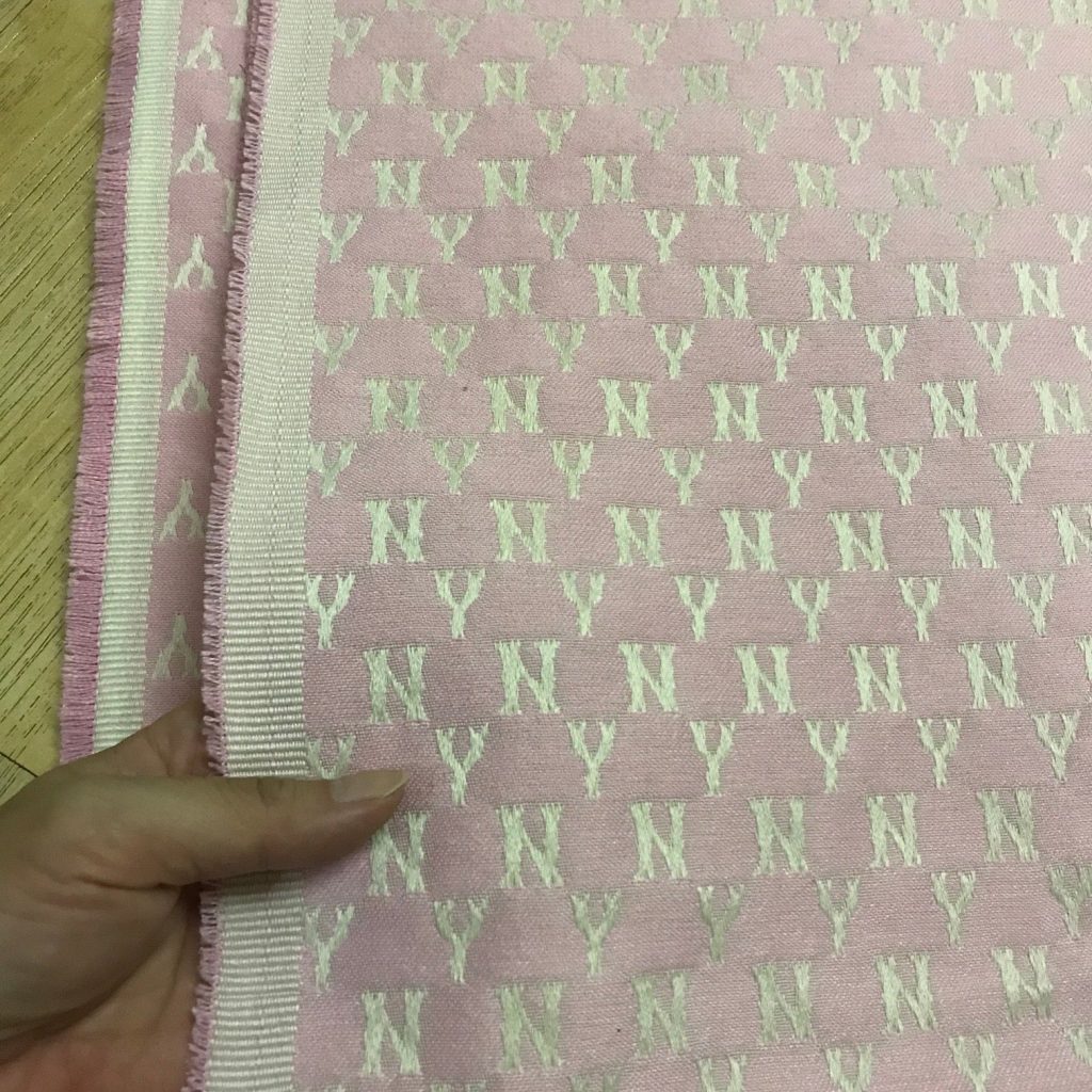 ((Clearance Sales)) 5 Yards Fabric Bundle Pink editorial product context 3